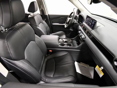 New 2026 Honda Pilot Touring image 12