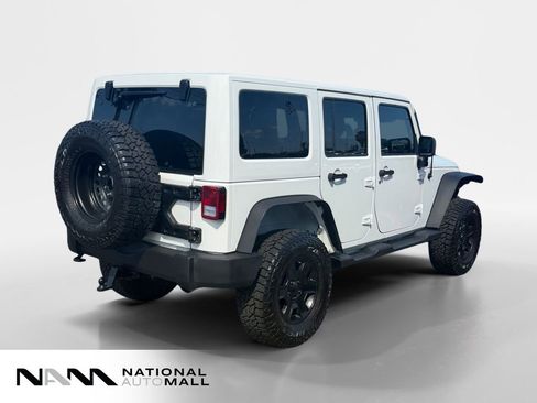 Used 2015 Jeep Wrangler Unlimited Sport w/ Connectivity Group AWD/4WD image 5