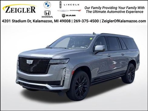 Used 2022 Cadillac Escalade ESV Sport Platinum AWD/4WD image 1