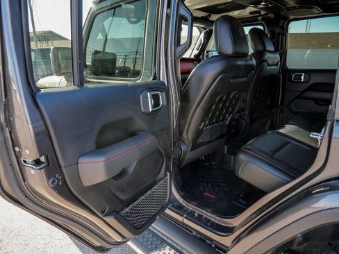 Used 2020 Jeep Wrangler Unlimited Rubicon image 25