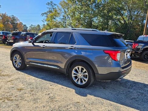 Used 2023 Ford Explorer Limited w/ Equipment Group 301A image 11