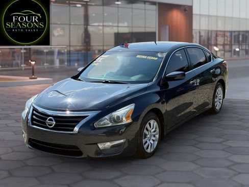 Used 2013 Nissan Altima 2.5 S FWD image 1