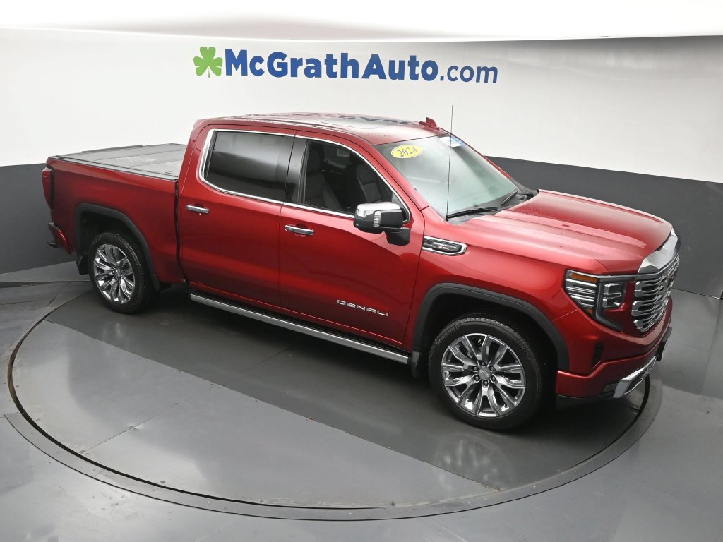Used 2024 GMC Sierra 1500 Denali AWD/4WD image 3