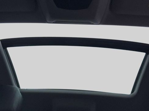 Used 2012 BMW 750Li xDrive image 7