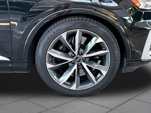 Used 2022 Audi SQ7 Prestige AWD/4WD image 10