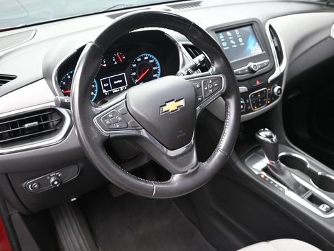 Used 2018 Chevrolet Equinox LT FWD image 21