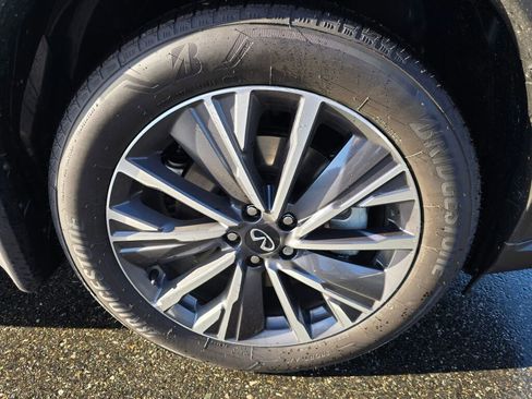 New 2026 INFINITI QX60 Luxe w/ Cargo Package image 9