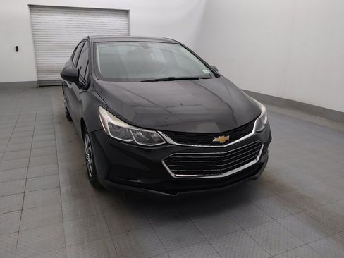 Used 2018 Chevrolet Cruze LS image 14