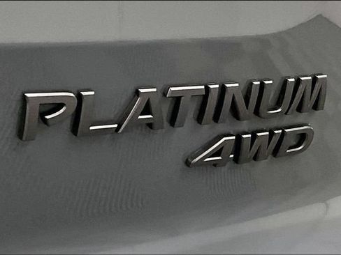 New 2026 Nissan Pathfinder Platinum w/ Cargo Package AWD/4WD image 18