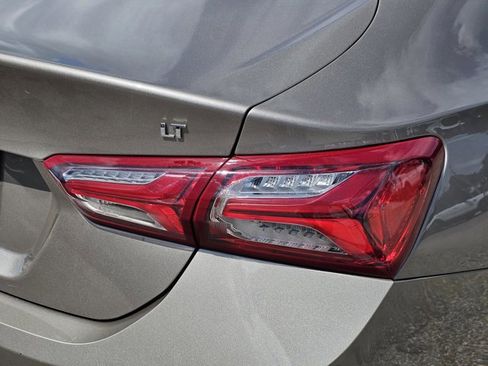 Used 2024 Chevrolet Malibu LT image 9