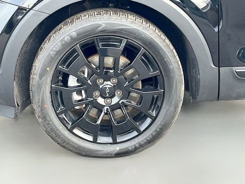 Used 2022 Kia Telluride SX w/ SX Prestige Package image 32