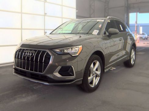 Used 2020 Audi Q3 2.0T Premium AWD/4WD image 1