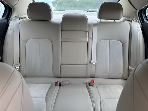 Used 2015 Buick LaCrosse FWD image 18