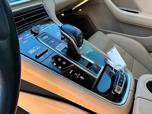 Used 2017 Porsche Panamera 4S image 14