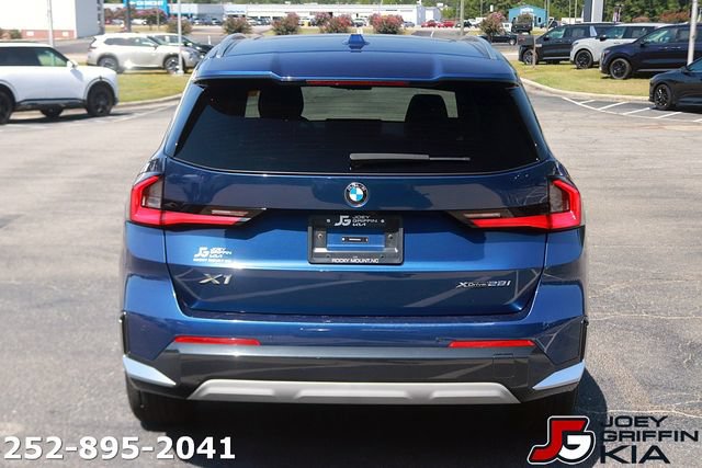 Used 2025 BMW X1 xDrive28i AWD/4WD image 6