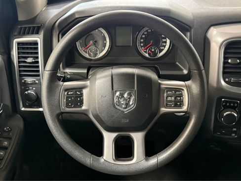 Used 2023 RAM 1500 Classic SLT AWD/4WD image 20
