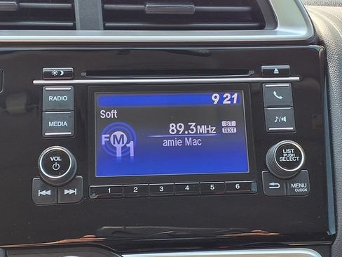 Used 2020 Honda Fit LX image 18