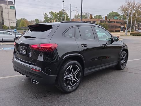 Certified 2025 Mercedes-Benz GLA 250 image 5