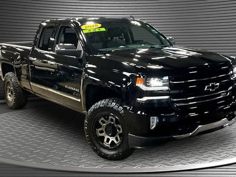 Used 2018 Chevrolet Silverado 1500 LTZ Z71 AWD/4WD image 3