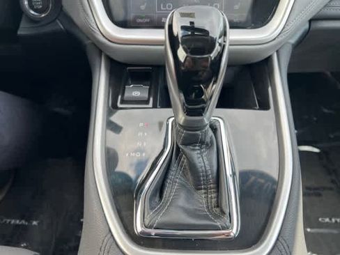 Used 2021 Subaru Outback Limited XT image 29