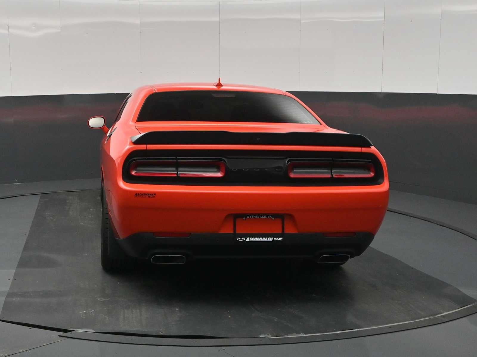 Used 2023 Dodge Challenger R/T RWD image 7