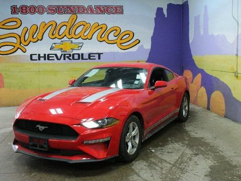 Used 2022 Ford Mustang Coupe image 2