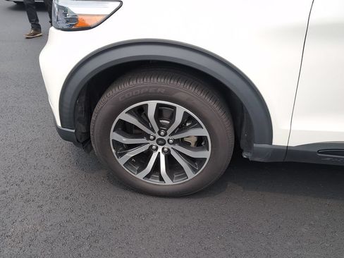 Used 2022 Ford Explorer ST AWD/4WD image 14