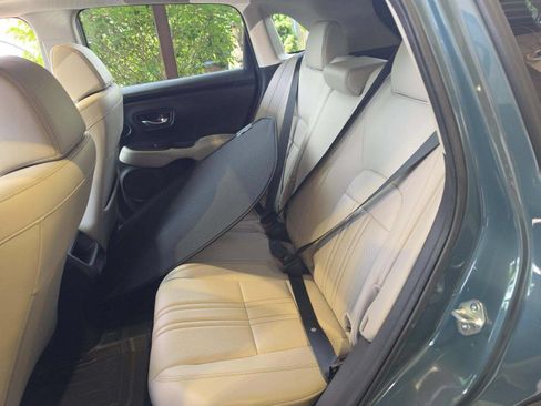 Used 2023 Honda HR-V EX-L image 12