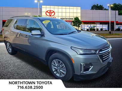 Used 2023 Chevrolet Traverse LT
