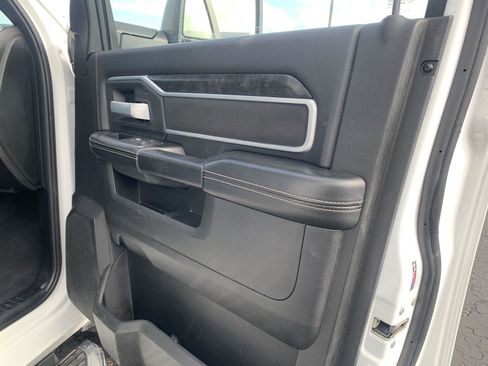 Used 2024 RAM 2500 Big Horn image 11
