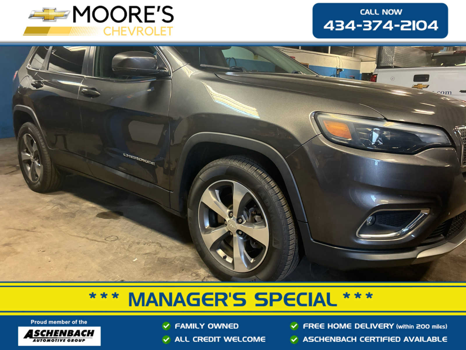 Used 2019 Jeep Cherokee Limited AWD/4WD image 1