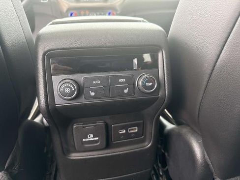 Used 2020 GMC Acadia Denali w/ Technology Package AWD/4WD image 16