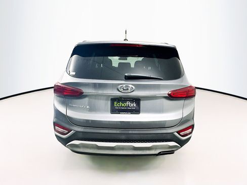 Used 2019 Hyundai Santa Fe SE image 7