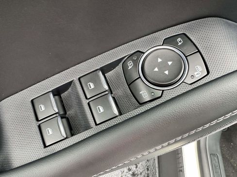 Used 2025 Ford Mustang Mach-E Premium image 10