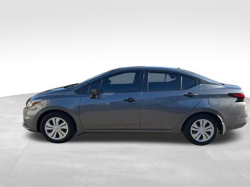 Used 2021 Nissan Versa S image 20