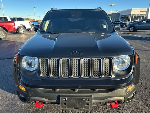 Used 2023 Jeep Renegade Trailhawk image 2