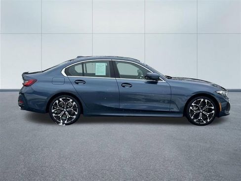 Certified 2025 BMW 330i xDrive Sedan w/ Premium Package image 5