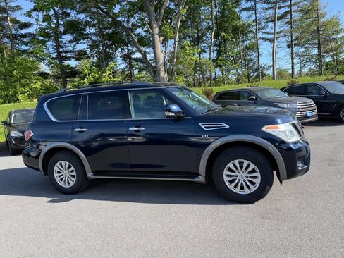 Used 2017 Nissan Armada SV AWD/4WD image 2