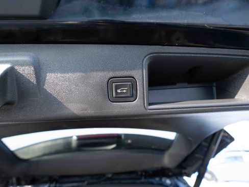 Used 2019 GMC Terrain Denali w/ Driver Alert Package II image 29