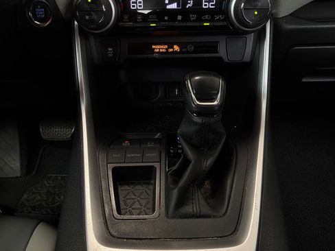 Used 2019 Toyota RAV4 XLE Premium FWD image 24