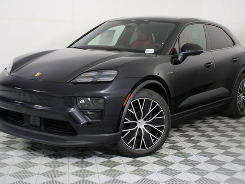 New 2026 Porsche Macan 4 Electric image 1