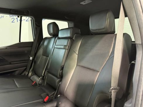 Used 2024 Lexus GX 550 AWD/4WD image 25