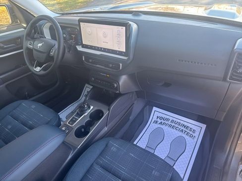 New 2025 Ford Bronco Sport Heritage w/ Convenience Package image 17