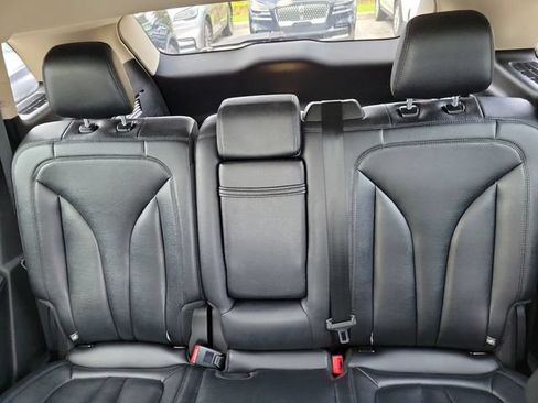 Certified 2023 Lincoln Nautilus AWD w/ Premium Package image 12