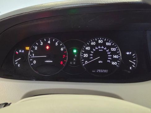 Used 2005 Toyota Avalon XLS FWD image 24