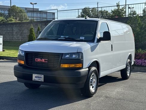 New 2025 GMC Savana 2500 w/ Driver Convenience Package image 5