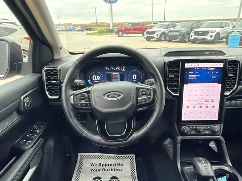 Used 2024 Ford Ranger Lariat w/ FX4 Off-Road Package AWD/4WD image 16