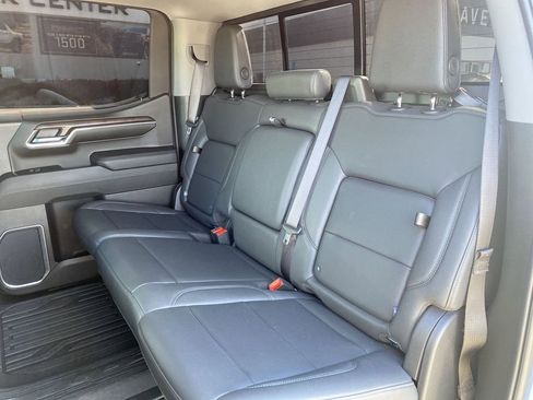 Used 2024 GMC Sierra 1500 SLT w/ SLT Premium Plus Package AWD/4WD image 25