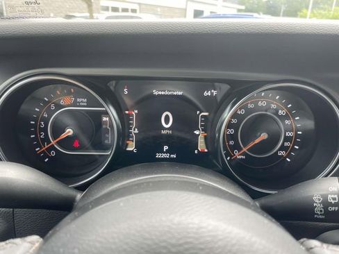 Used 2023 Jeep Wrangler Unlimited Sport AWD/4WD image 28