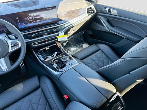 New 2026 BMW X7 xDrive40i w/ M Sport Package image 18